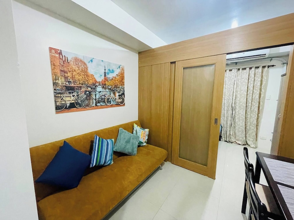 Fancy Pasay City Apartment for Rent - Mall of Asia Nearby Front of Mall Of Asia