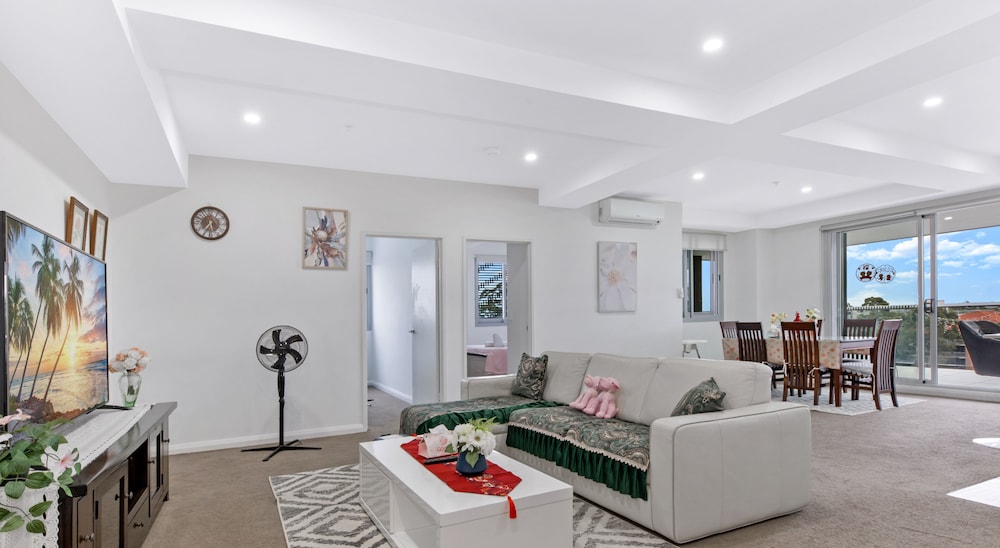 Kozyguru | Blacktown | 3 Bedroom Apt