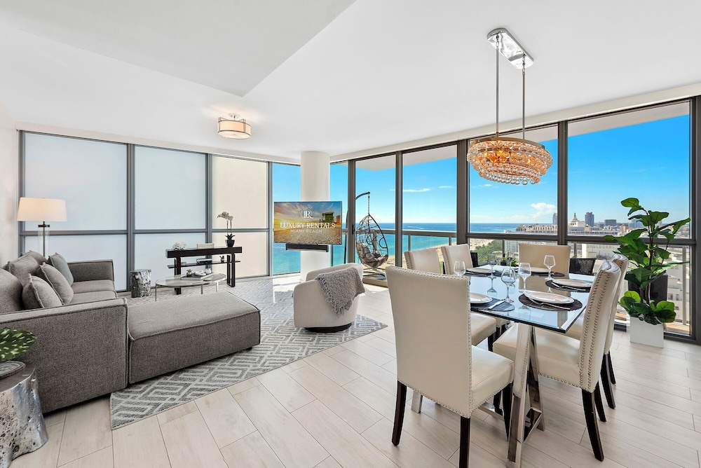 Luxury Vacation Rentals at The Setai by LRMB