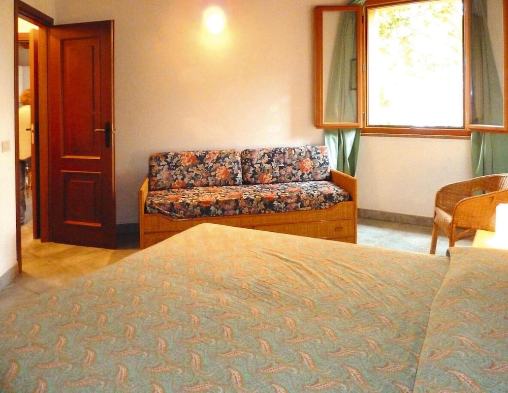 Apartment in Nisporto With Private Sea Access