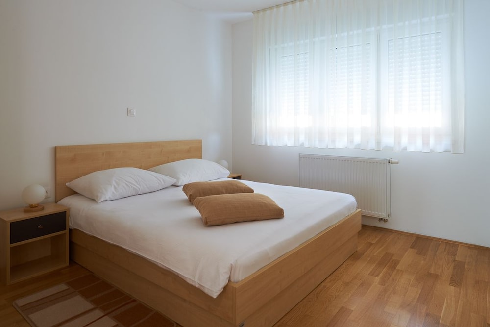 Postojna Cave Rooms & Apartments Proteus view 3