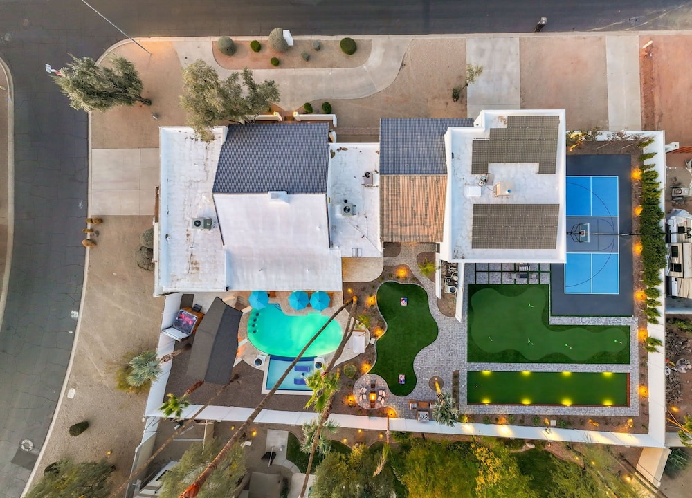 Scottsdale Palms Pickle-putt-swim-bocce Bbq-gym