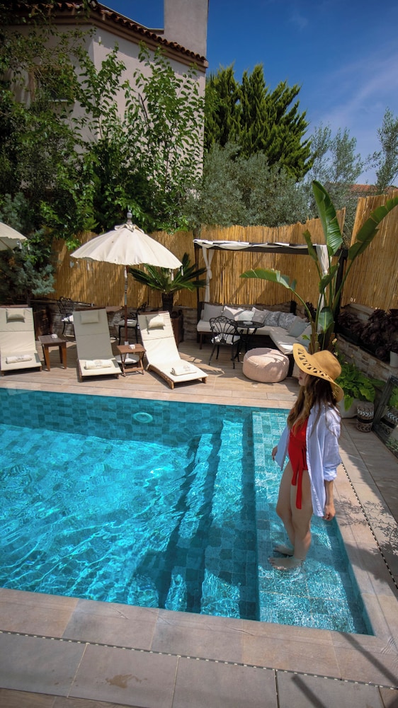 Parna Hotel - Image 13