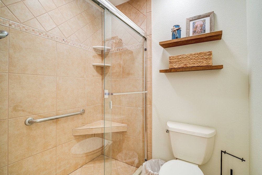 Private Beach Access & Hot Tub: Kitty Hawk Haven