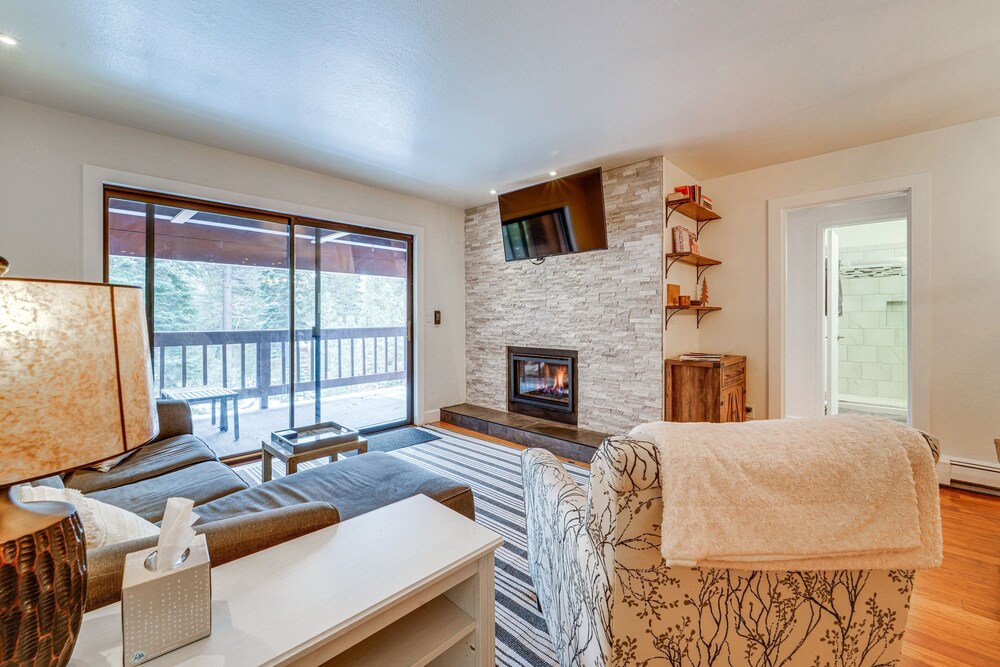 Incline Village Condo: 1 Mi to Lake Tahoe! view 5