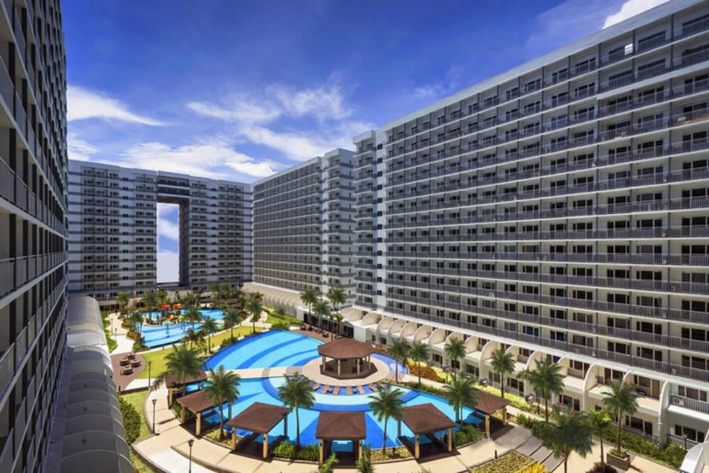 Urban Retreat at Shell Residences With Netflix 300mbps Wifi