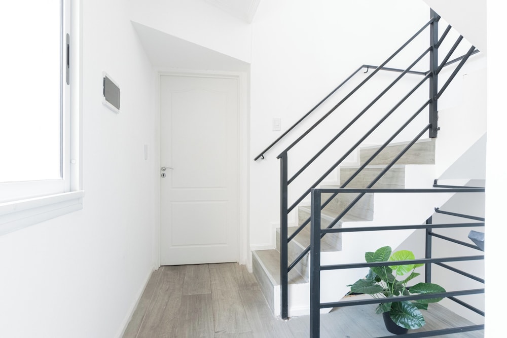 MOT + Villa Thames - Lux House Palermo Soho