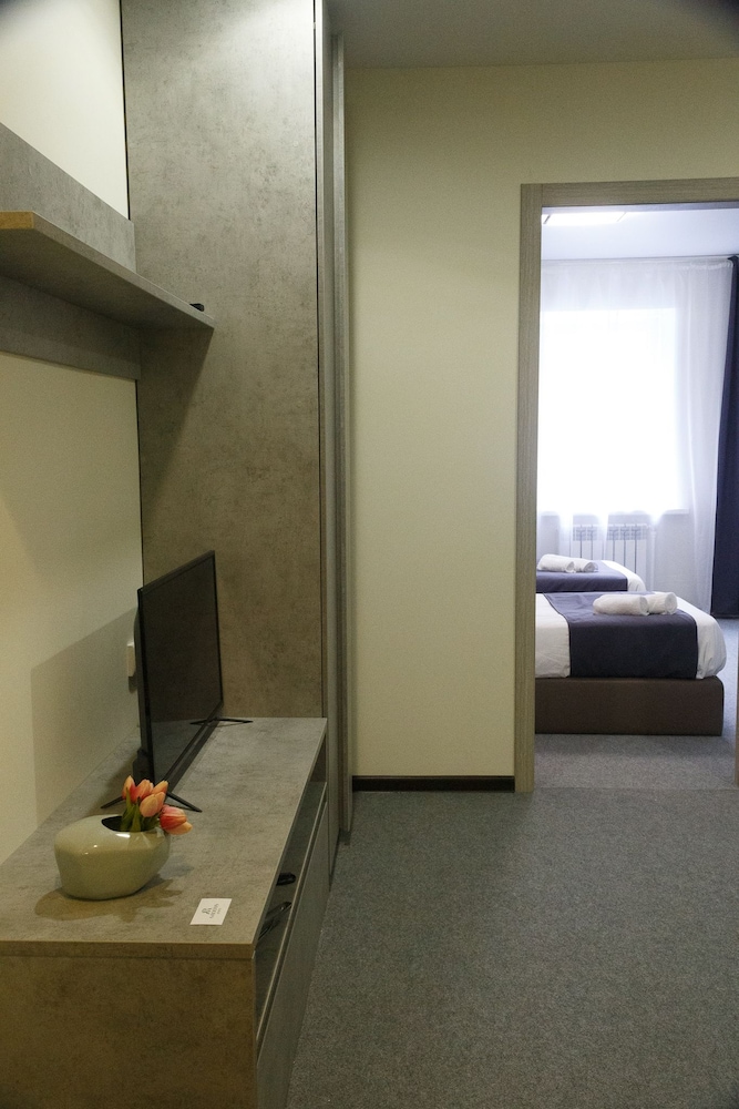 Photo 38