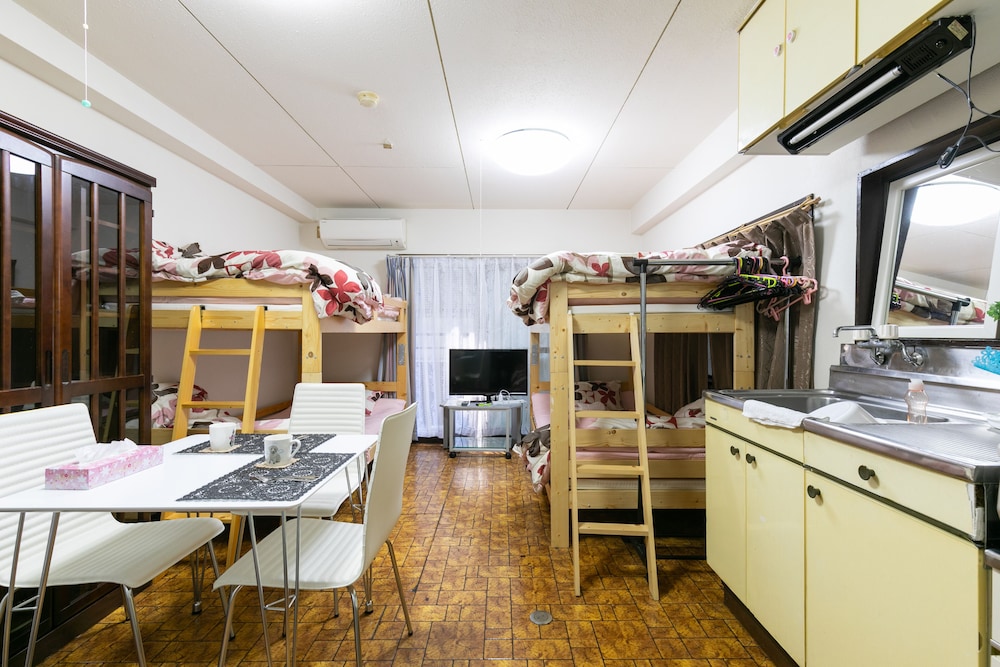 Otsuka Station Apartment Hotel
