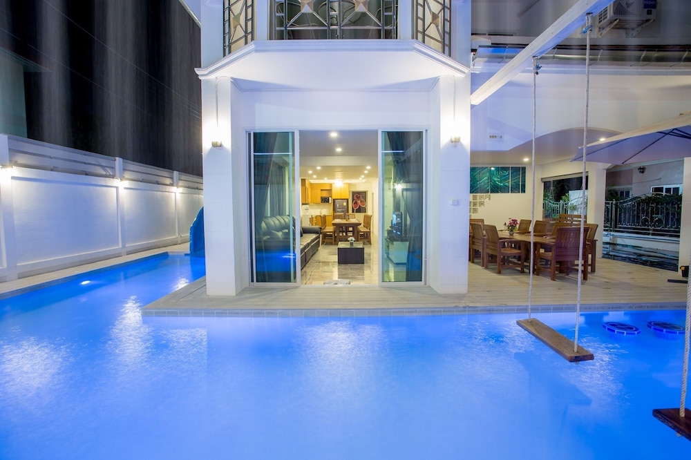 Pattaya Pool Villa