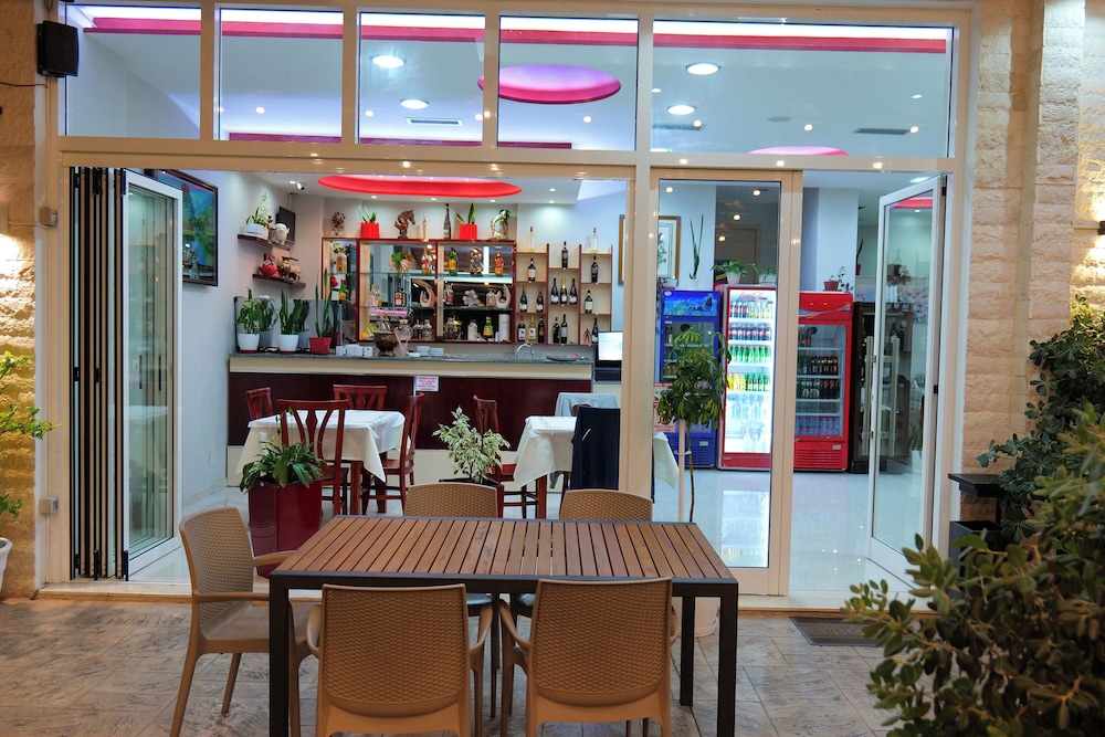 Almare Apartments