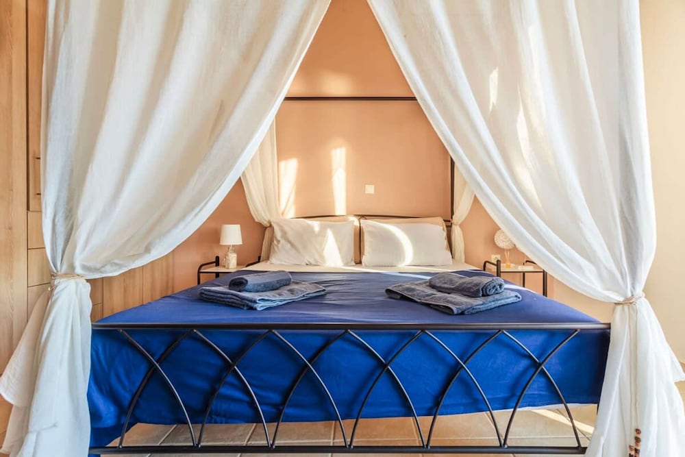 Mani Panoramic Seaviews - Luxury Summer Haven