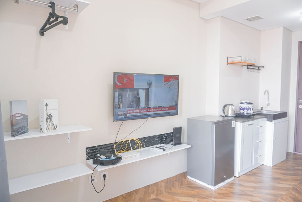 Homey Studio At Transpark Juanda Bekasi Timur Apartment