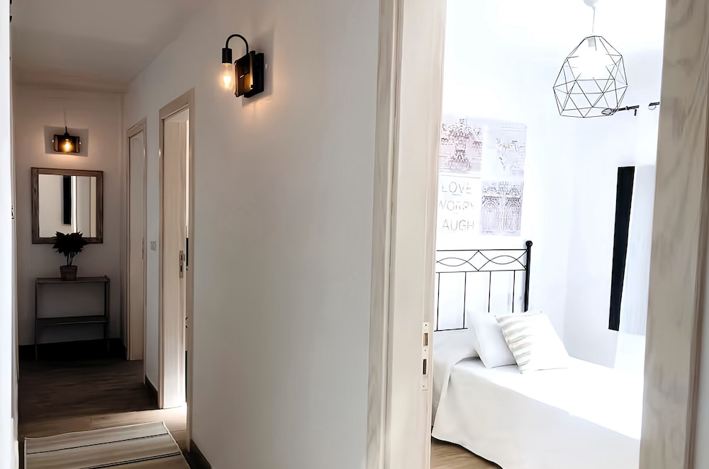 Apartment Alegranza in the Beautiful Village of Mozaga, Lanzarote