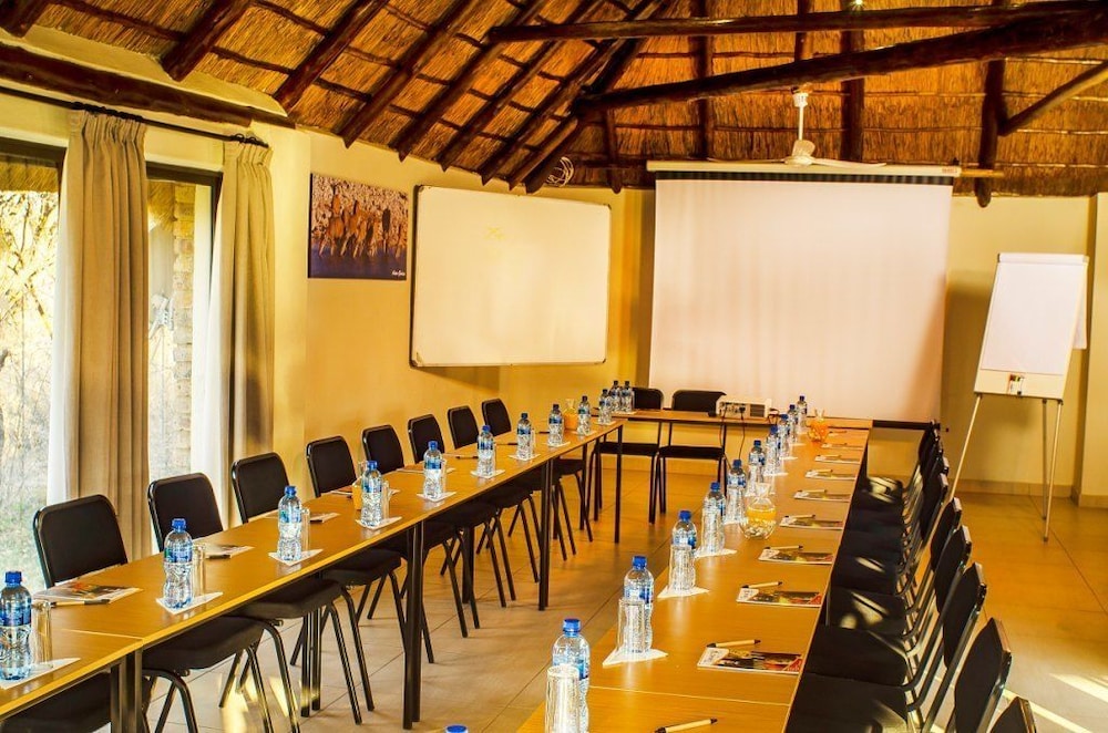 Tshikwalo Game Lodge