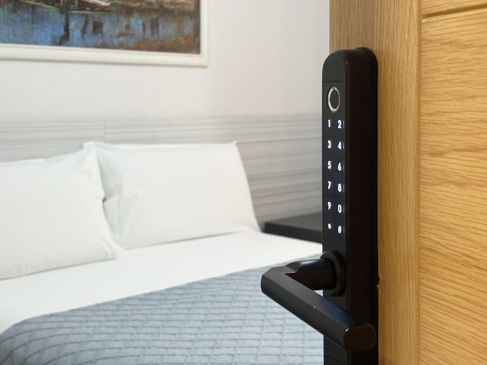 Berceo Rooms Self Check-in