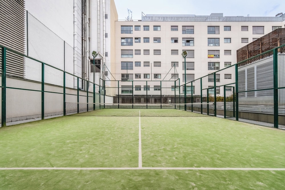 Mugnano - 2 Bedrooms gym and Padel Court in Goya
