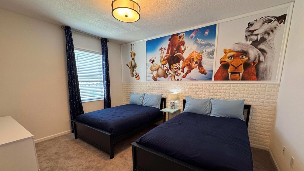 Family Friendly 12bd w Jacuzzi Veranda Palms 4401