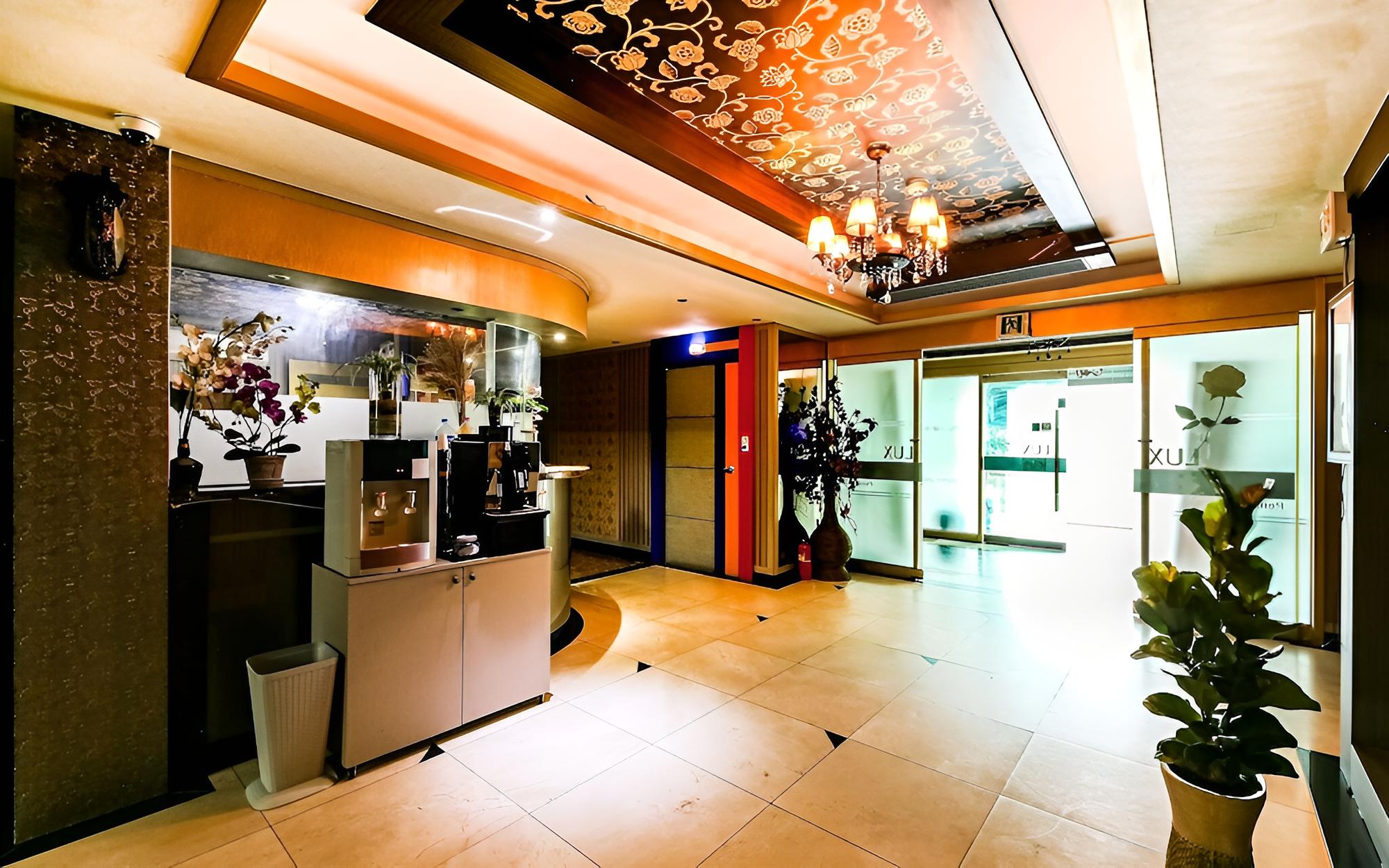 Taean Lux Pensiontel view 5