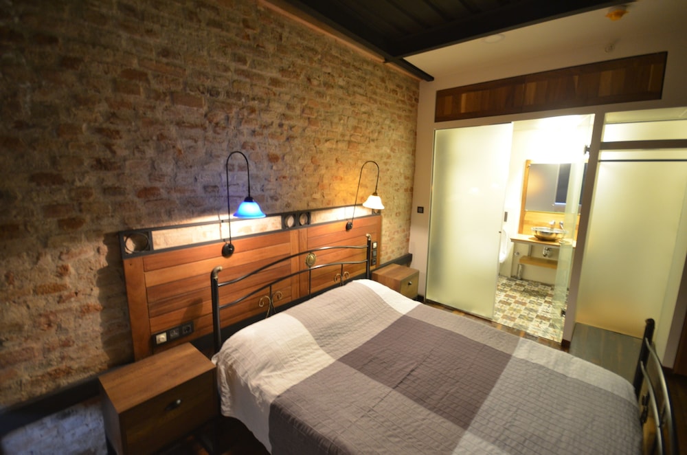 Unver Galata Apart - Image 17