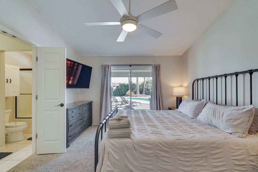 Havasu Paradise w/ Private Pool, Hot Tub & Casita!