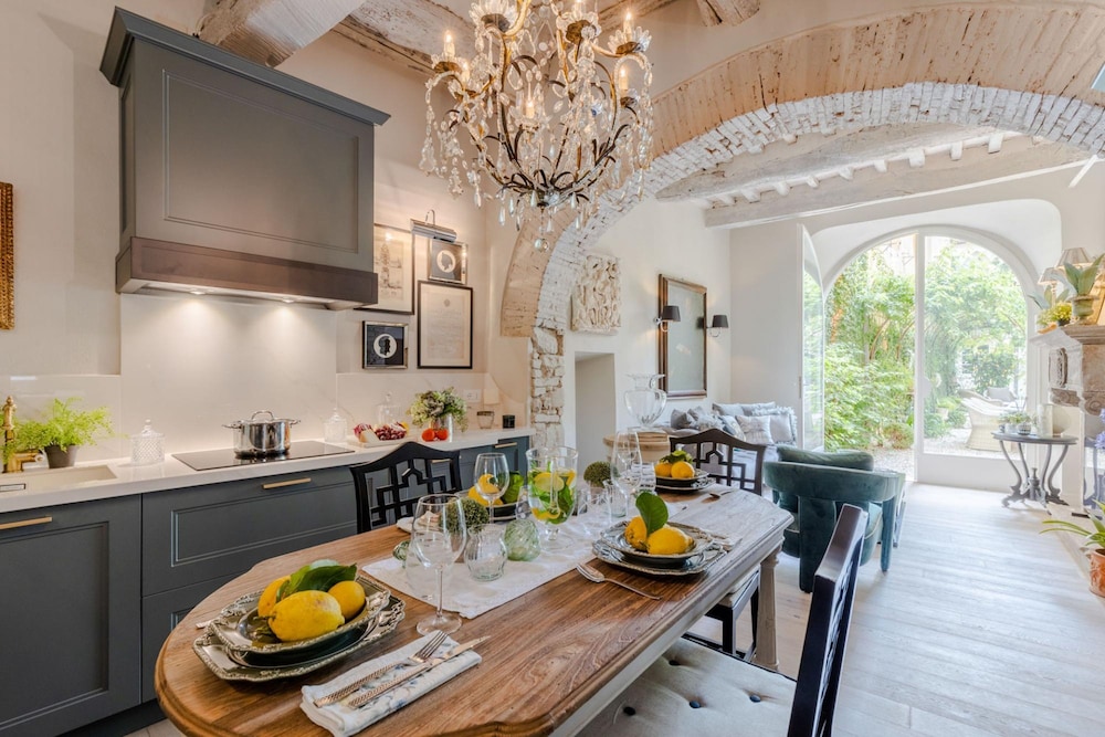 Casa Vanny an Apartment With Private Garden