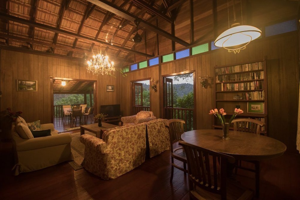 De Serenity - Exclusive Jungle Retreat