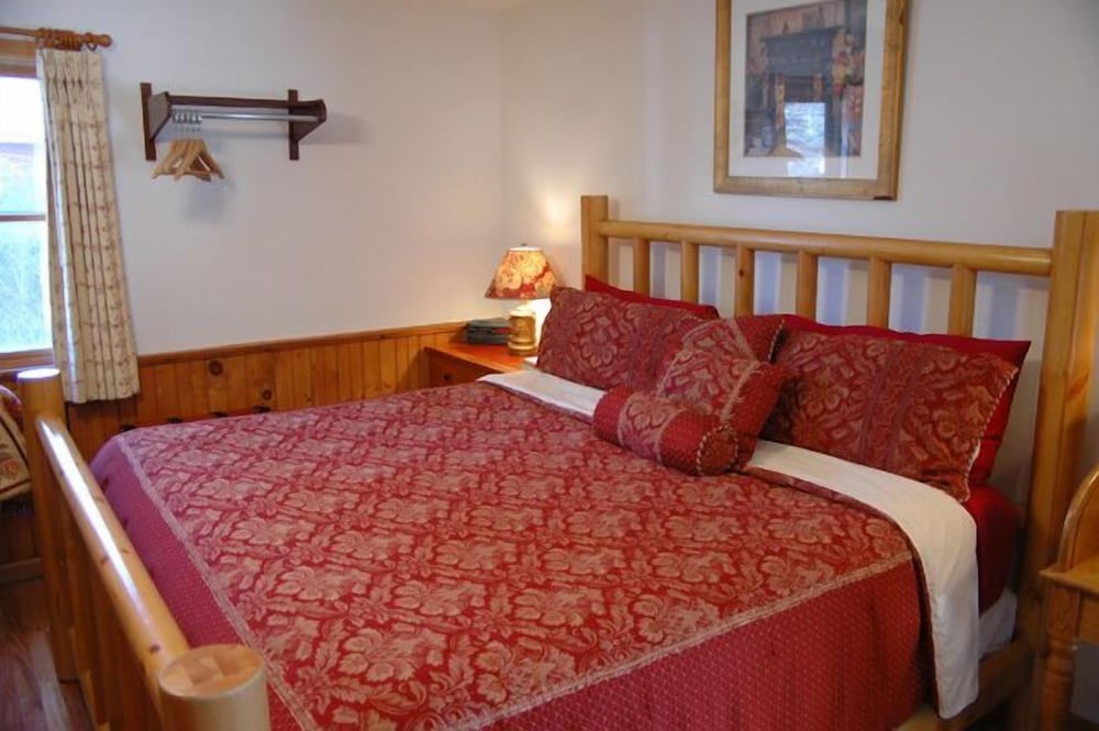 The Homestead Inn