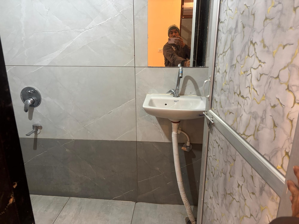 Hotel Rameshwaram Palace