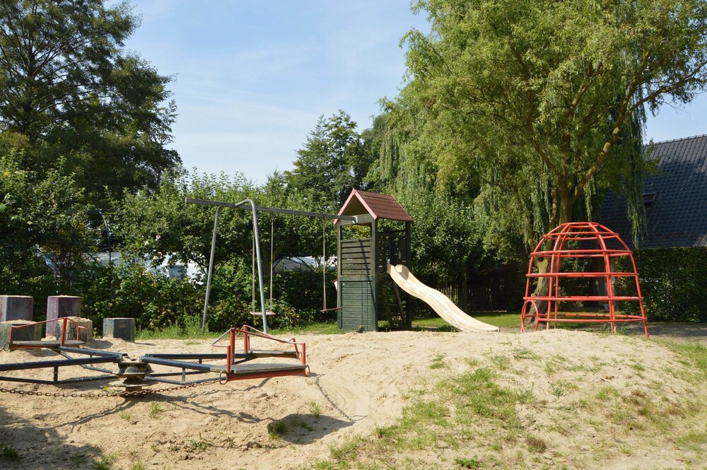 Photo 16
