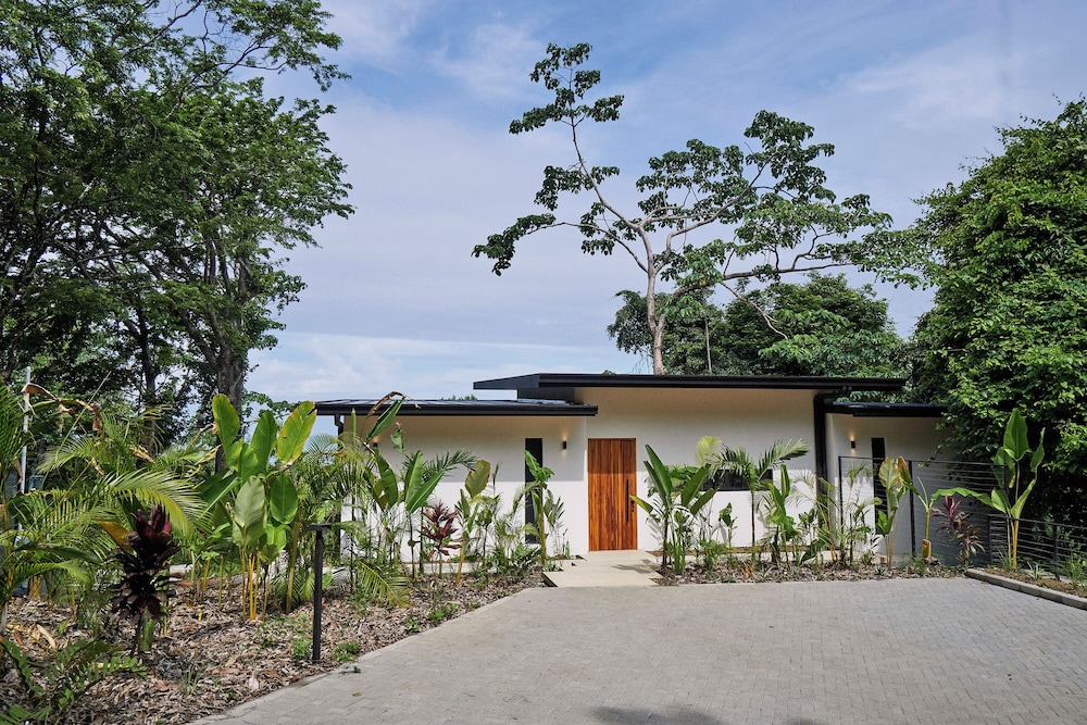 Casas Alba