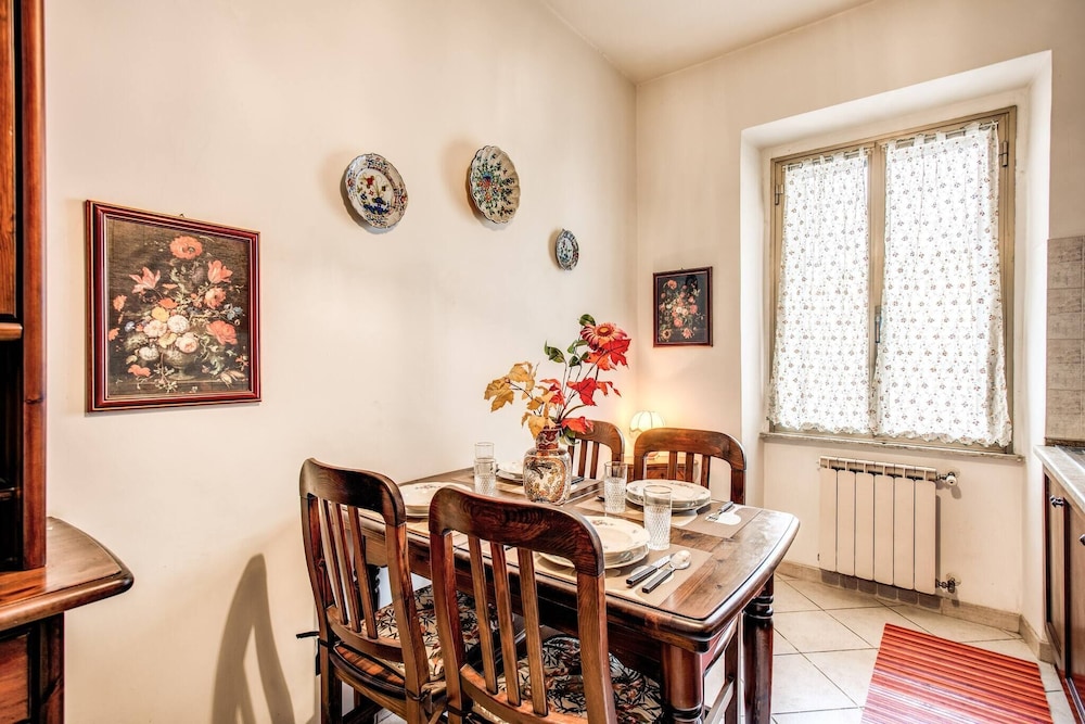 Warm Apt In Ancient Building In Vatican-p S Pietro