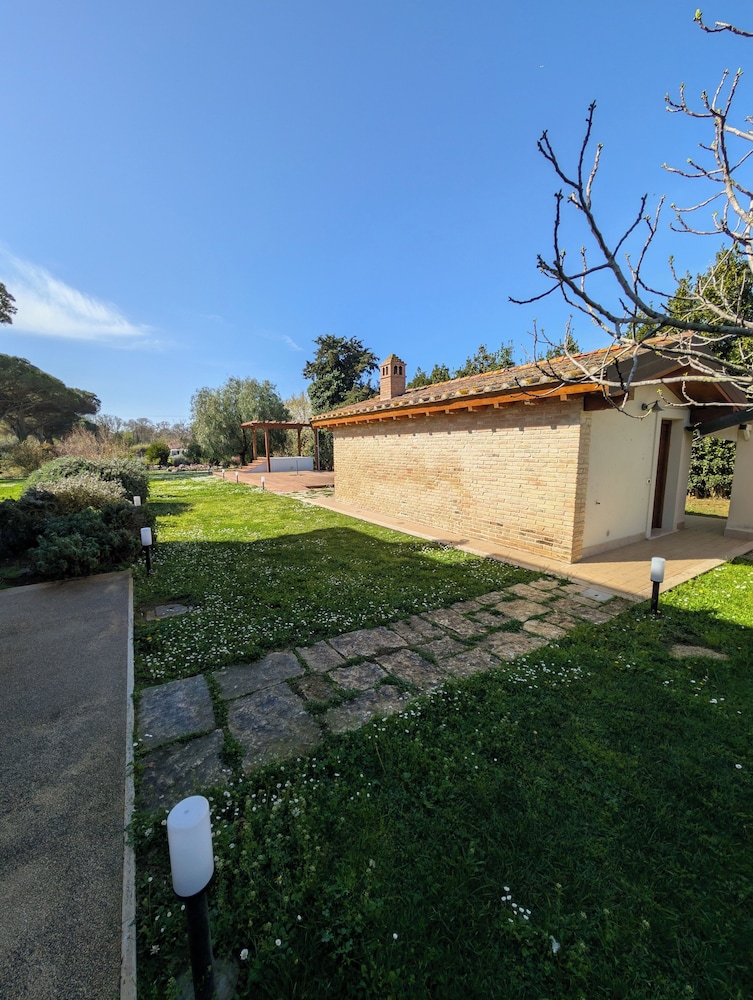 Casale Elisa Country Hotel