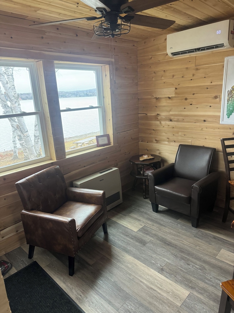 Portage Lakeside Cabins