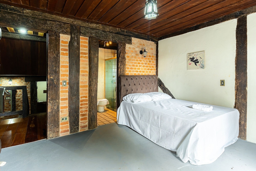 Country House, Campos do Jordao Ris845