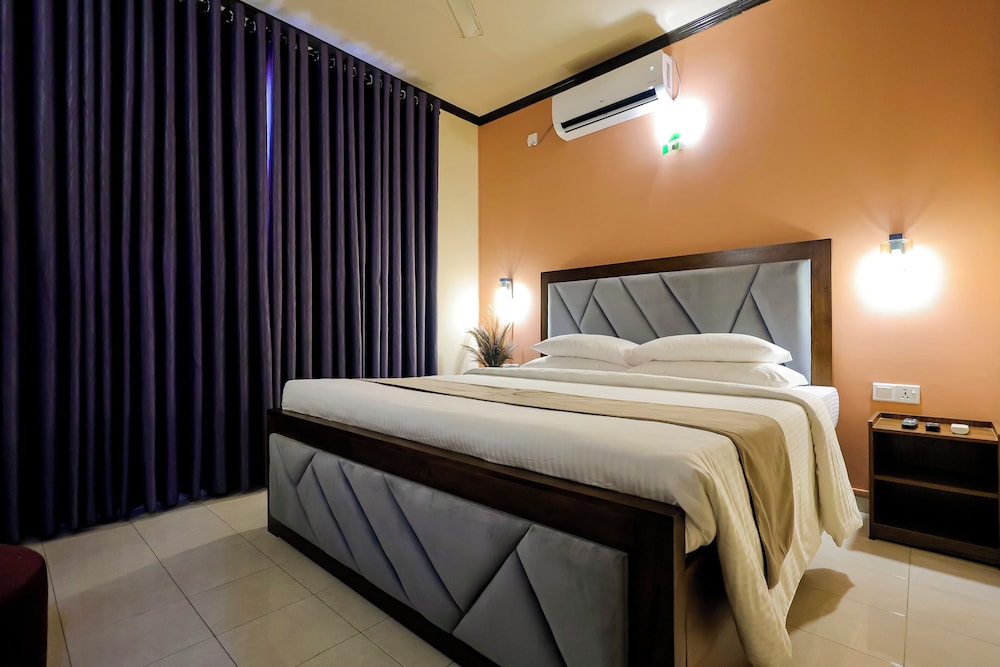 Limeshine Airport Transit Residence