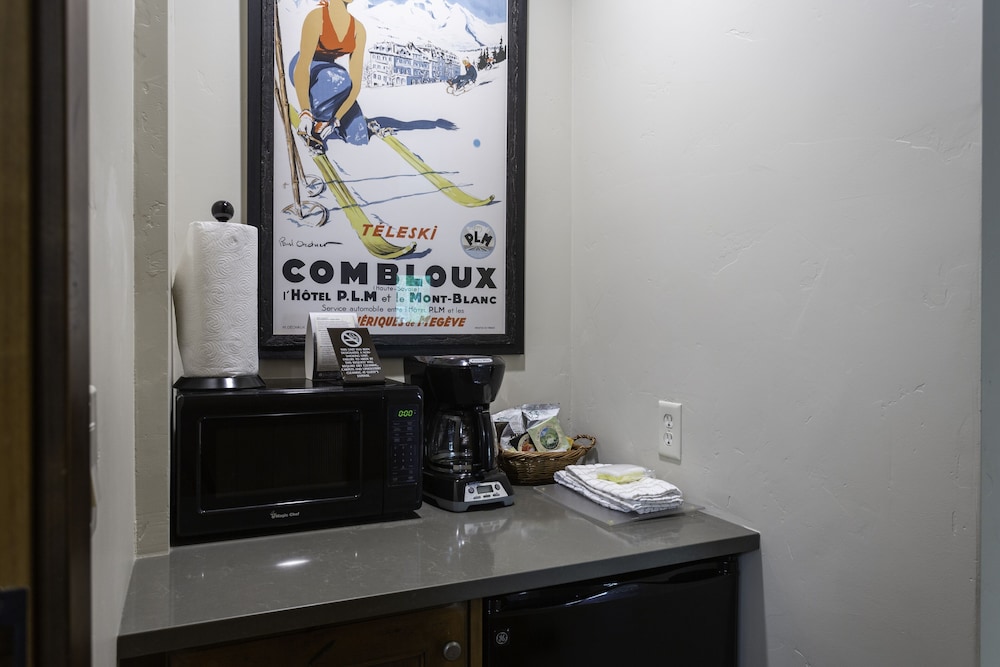 3 Bedroom Condo with Spa - Silver Baron Lodge 3 Condo