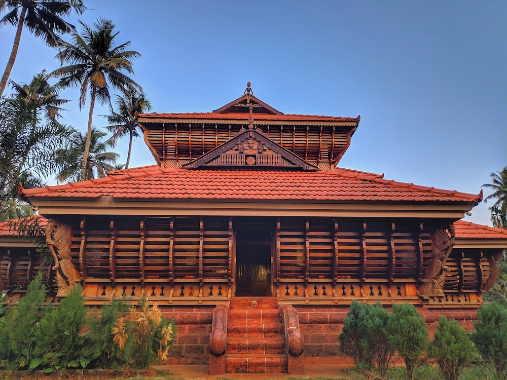 Neelambari Ecotourism Thrissur Aratupuzh