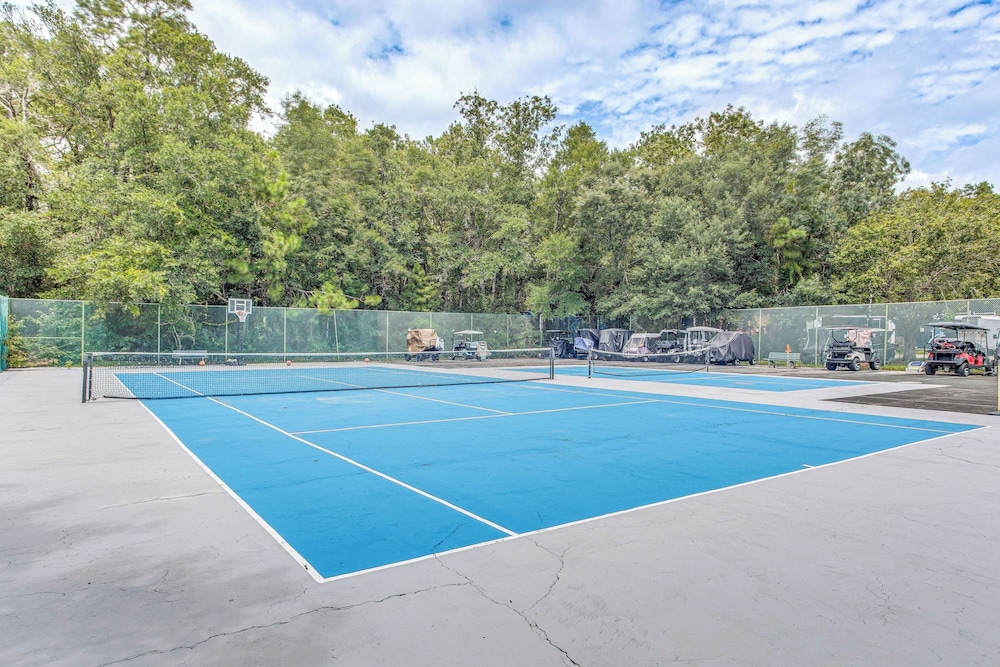 < 1/2 Mi to the Sand! Myrtle Beach Family Condo