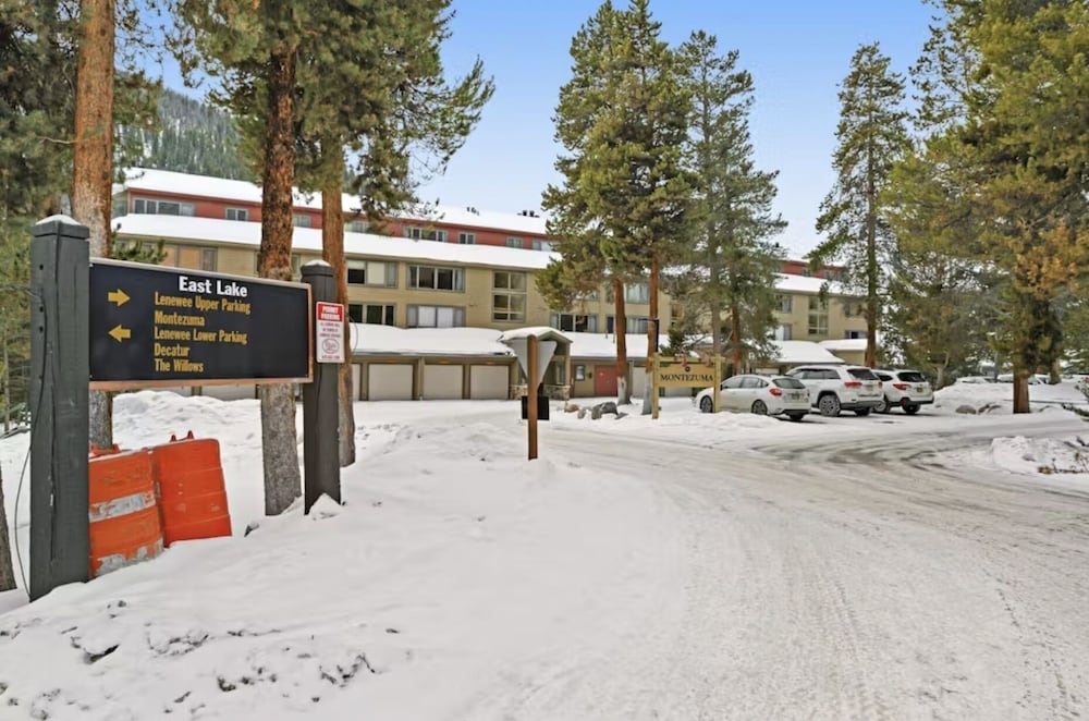 1765 Montezuma 1 Bedroom Condo