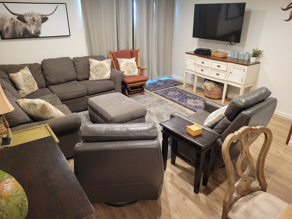 138 Pismo Shores 2 Bedroom Condo by RedAwning view 4