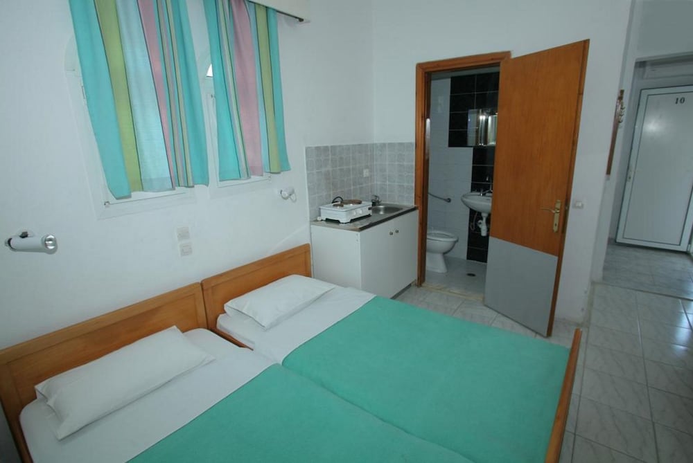 Xanthos Rooms