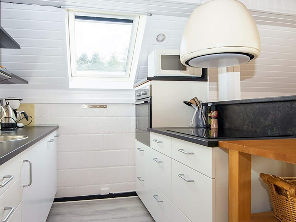 5 Person Holiday Home in Glesborg view 5