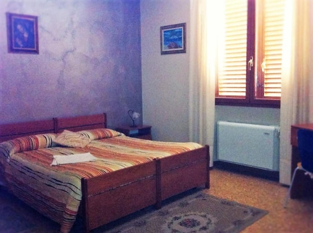 Photo 32