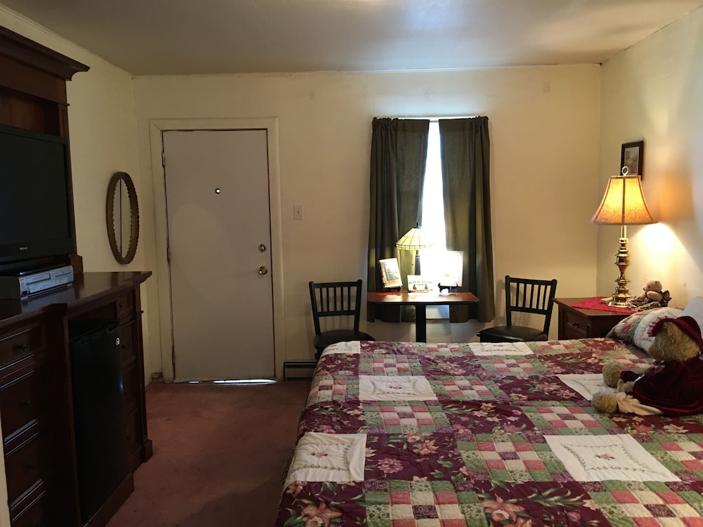 Black Bear Inn