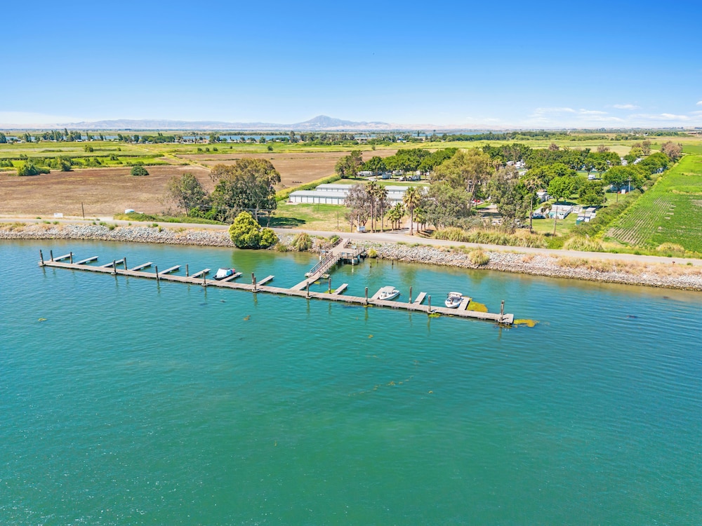 Delta Shores Resort