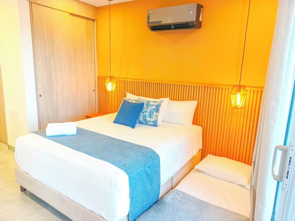 Santa Marina Luxury Stay - Ocean View