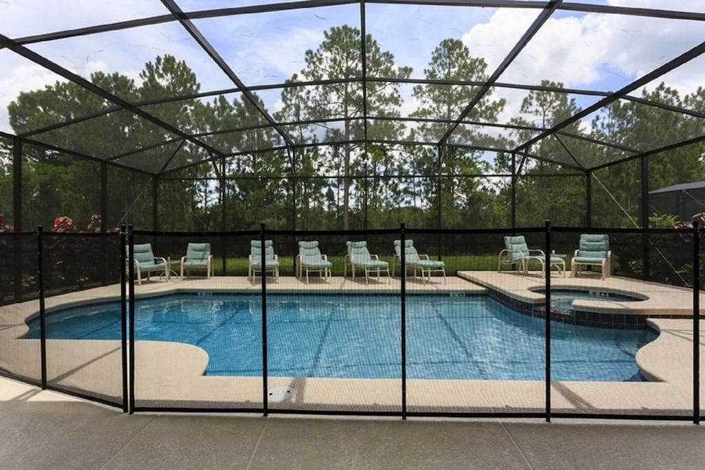 174 Watersong House 6 Bedroom by Florida Star - Image 4