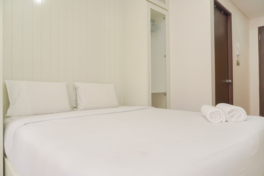 Nice And Simply Look Studio Transpark Cibubur Apartment, Depok - 14