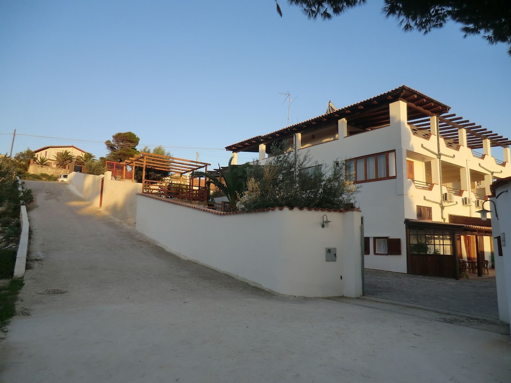 B&B Mediterraneo Mare e Sole photo 2